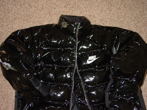 Womens Nike NSW Icon Clash CU6712-010 Synthetic-Fill Shiny Black Jacket! Size L - Picture 2 of 12
