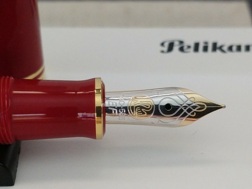 Pelikan M600 Tortoiseshell-Red Fountain Pen 2020 Special Edition 14K Gold EF nib - Picture 3 of 8