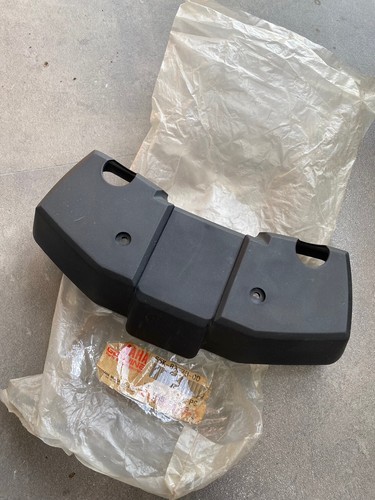 YAMAHA RXZ RXZ135 RXZ-135 METER LOWER COVER NOS 55K-83579-00 - Picture 2 of 7