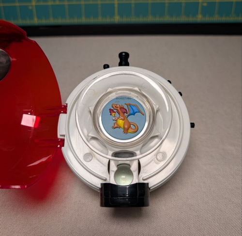 Pokemon Poke-ball Marble Shooter Charizard funzionante originale con supporto marmo - Foto 3 di 6