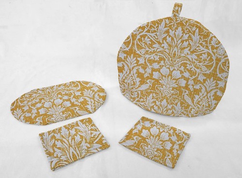 Acogedor juego de tetera y posavasos Gold Damask - Imagen 2 de 4