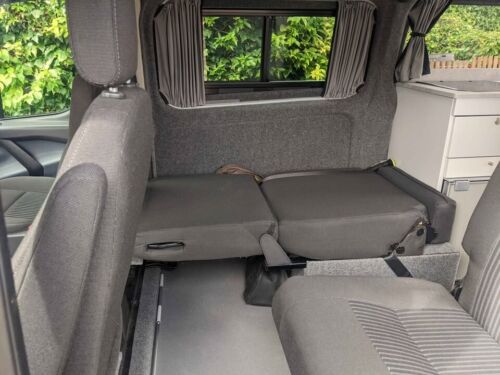 ford transit custom camper van with toilet compartment - Picture 8 of 13