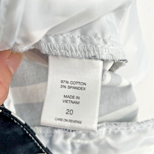 7th Ave New York & Company Black & White Striped Capri Pants Women's Size 20 - Picture 11 of 12