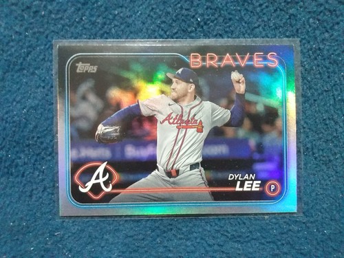2024 Topps #US120 Dylan Lee Rainbow Foil Braves - Picture 1 of 2