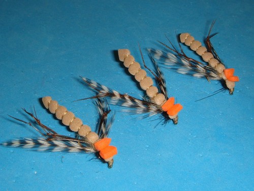 MOSCA DE PESCA - GRÚA DE ESPUMA BRONCEADA de cuerpo extendido tamaño #10 (6 piezas) - Imagen 4 de 5