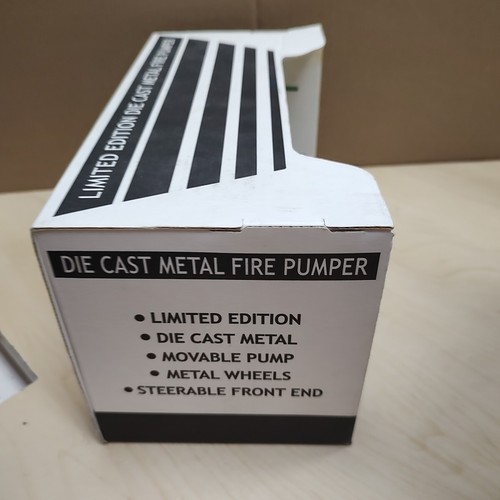 SpecCast John Deere Waterloo Fire Brigade Pumper Replica #JDM134 NIB - Picture 6 of 8