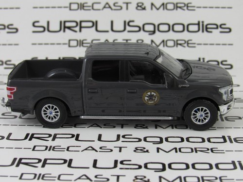 Greenlight 1:64 LOOSE Yellowstone Livestock Association 2018 FORD F-150 Pickup - Foto 4 di 7