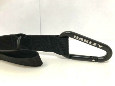 OAKLEY LARGE CARABINER 未使用 Oakley Large Carabiner | Accessory carabiners | Varuste.net