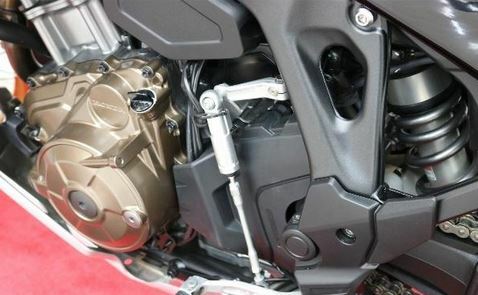 HONDA CRF1100 AFRICA TWIN 2021 (R. FR./L. RR.) 33412-MKK-A00 - Bild 1 von 1