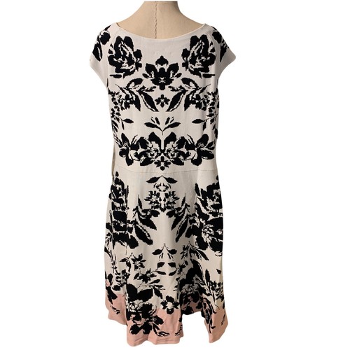 Eliza J Sweater Dress Size 2X Womens Black Pink Floral Print Fit Flare Knit - Picture 7 of 11