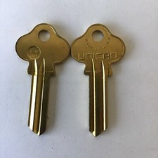 L1 1004 Uncut Key blank lot of 26 unicam