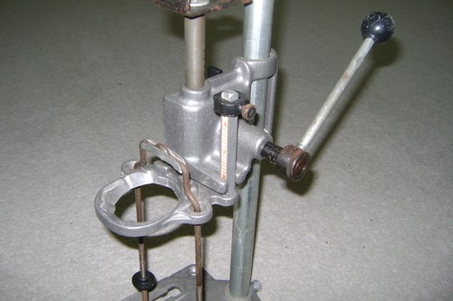 Prensa de soporte de taladro Dayton vintage modelo-2z040 se adapta a taladros de 1/4" 3/8" hechos en EE. UU. - Imagen 7 de 11