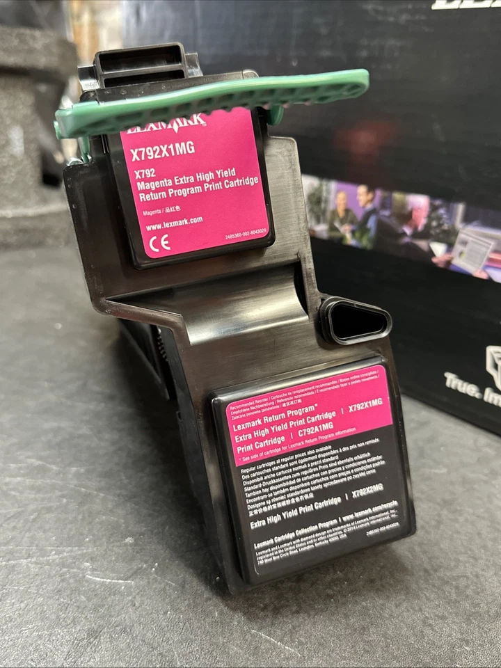 Lexmark X792X1MG Magenta Extra High Yield Toner Cartridge Genuine OEM - Image 3 of 4