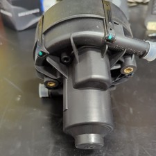 Dorman 306-018 Secondary Air Injection Pump Mercedes Benz G, ML,RS,S OEM 1405185