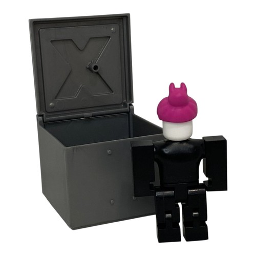 Roblox 3" Inch GIRL GUEST Serie 1 Figur Spielzeug mit Box SAUBER! Rosa Haare - Bild 2 von 4
