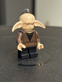 LEGO Star Wars Even Piell Minifigure sw0392 - Jedi Master - Rare - From Set 9498