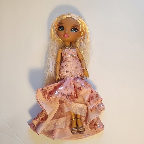 Rainbow High Sabrina St Cloud Puppe Regenbogen Diven Schmuck Schuhe Outfit