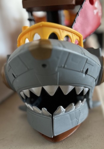 2015 Fisher Price Imaginext Shark Bite Pirate Ship Pirates Cannonballs Missiles - Picture 5 of 14