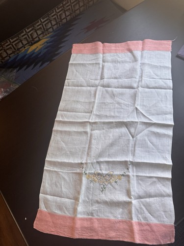 Lovely White Embroidered Butterfly Table Runner Tea Towel - Picture 8 of 9