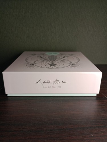 Guerlain La Petite Robe Noire EDT 50ml 2pc Gift Set - Picture 5 of 6