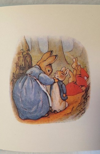 The Tale of Peter Rabbit by Beatrix Potter (Hardcover) - Imagen 5 de 5