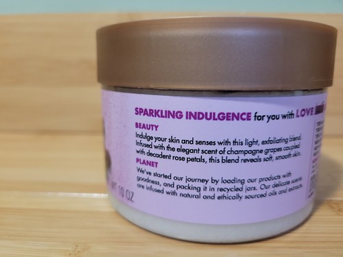 Beloved Love Beauty and Planet Champagne Grapes Roses Vegan Whipped Body Scrub - Picture 3 of 5