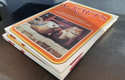 2 Vintage Books The Complete Encyclopedia of Crafts Vol 5 & 7 Hardcover 1975 - Picture 3 of 12