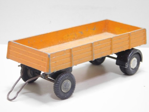 Remolque grande Micro Models GB/19 hecho en Australia naranja, con gancho - Imagen 2 de 7