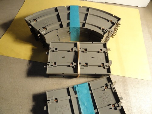 15 PCS LOT VINTAGE TRI-ANG MINIC MOTORWAYS 2- HUMP BRIDGE , 8-CURVED 4-STRAIGHT - Picture 9 of 9