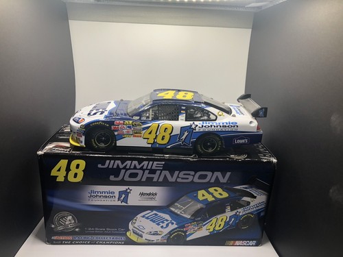 #48 Jimmie Johnson Foundation Lowes 2008 Autographed 1 of 808 1/24 scale - Picture 2 of 24