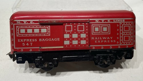 Marx No. 547 NYC Express Baggage - Red - 6 inch / 4 Wheel - Tab & Slot Couplers - Picture 2 of 6