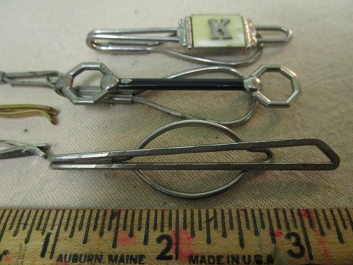 VINTAGE TIE BAR/CLASP/CLIPS COLLECTION (7) INCLUDES SWANK PEARL HANDLE SWORD - Bild 3 von 6