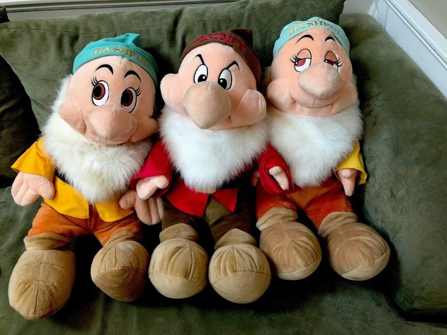 disney 7 dwarfs plush toys