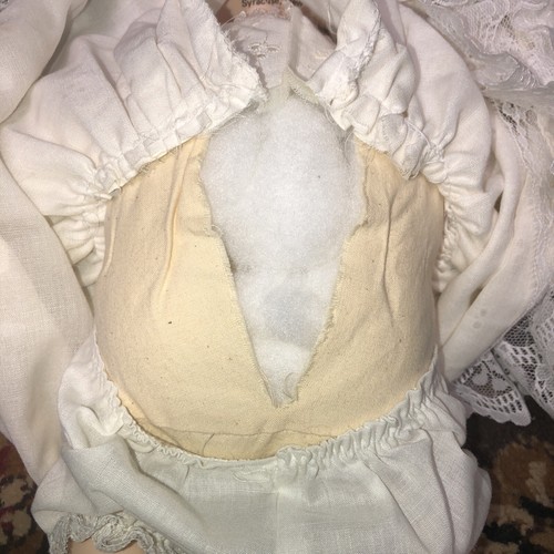 Tarko’s Doll Co. George Syracuse New York STATE FAIR  1987 No.67 PORCELAIN DOLL - Picture 4 of 11