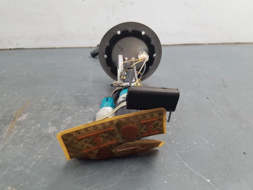 2003 福特 F150 Lightning SVT 燃油泵/发送单元 #50 F2 — 第 3/4 张图片