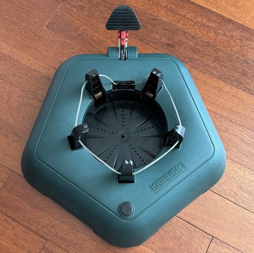 Krinner Genie L Green 94730 Plastic/Metal Christmas Tree Stand For Sz 7"D x 8'H - Afbeelding 17 van 18