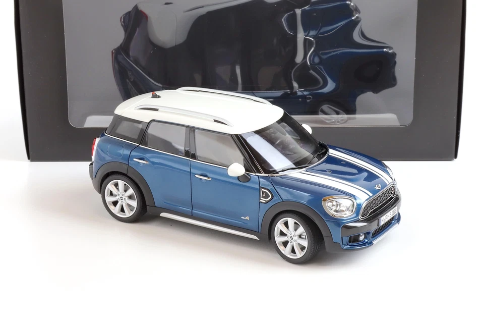 1:18 Kyosho Mini Cooper S Countryman F60 Blu Isola/ Bianco Versione Dealer - Immagine 2 di 4