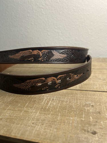 Vintage Brown Hand Tooled Leather Belt Flying Eagles Men’s Size 42 Gold Buckle - Picture 3 of 7