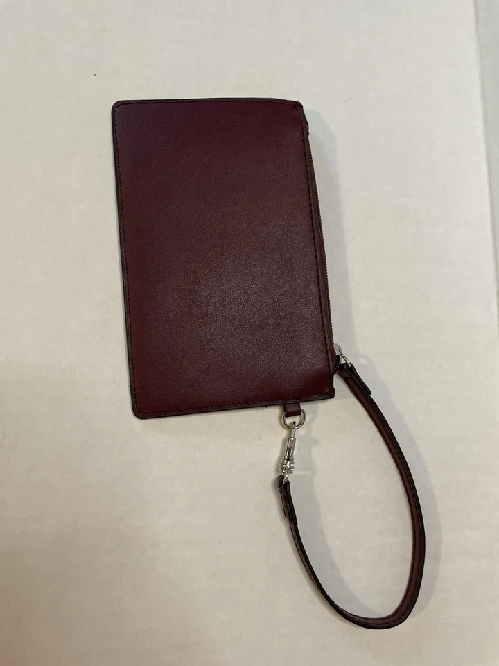 Nine West Borgoña Cierre con Cremallera Cambiar Cartera Muñequera Foto 2 de 4