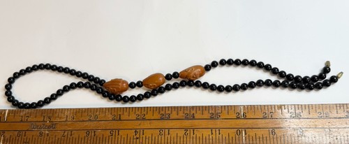 Vtg Japanese Carved Faces Olive Pit Necklace Black Onyx Beads Fashion Estate 28” - Picture 14 of 15
