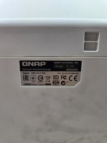 Read QNAP TS-431 NAS Center w/Power Adapter No Disks Included 3-Bay Read - Afbeelding 11 van 11