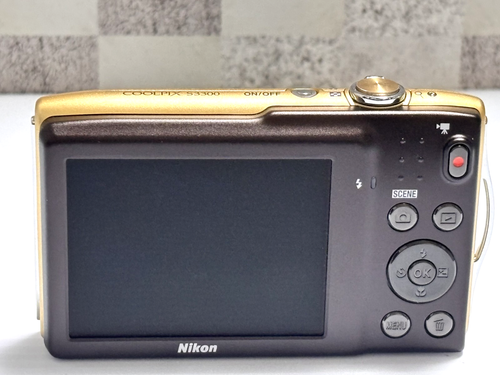 [Near Mint in Box]Nikon COOLPIX S3300 16MP Zoom 6x Compact Digital Camera - Gold - Picture 9 of 21