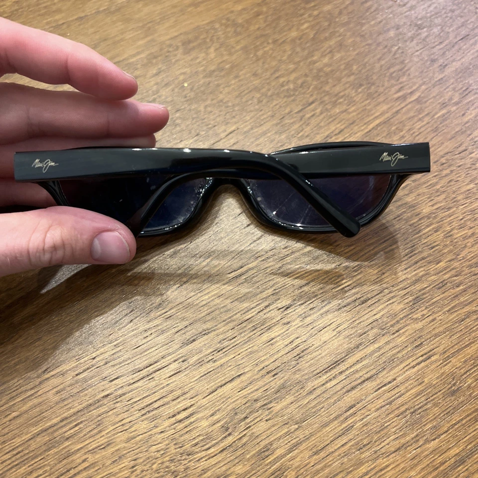 Gafas de sol Maui Jim MJ 109-02 Wavemaker negras hechas en Japón Foto 3 de 4