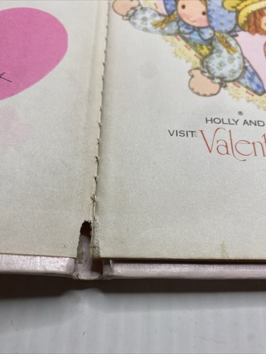 Holly And Robby Visit Valentine Valley American Greetings Holly Hobby HC 1980 - Picture 8 of 14