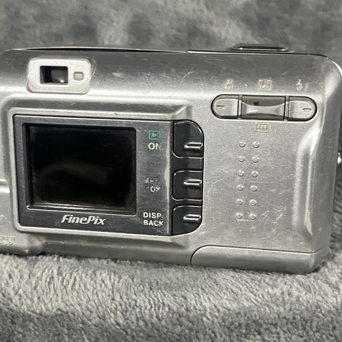 Fujifilm Finepix A Series A340 4.0mp DIGITAL Camera - SILVER | FAST SHIPPING - Picture 9 of 10