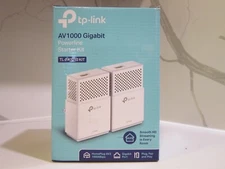 TP-Link AV1000 Gigabit Passthrough Powerline Starter Kit TL-PA7010P OPEN BOX