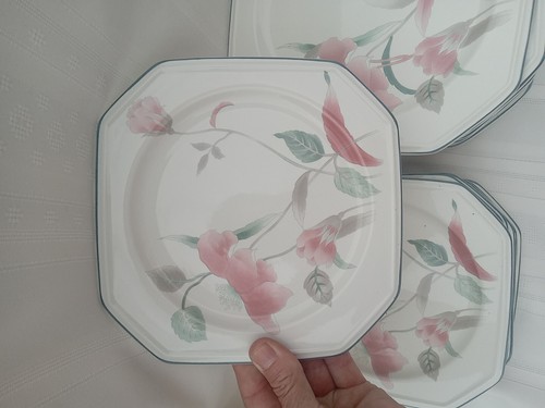 Mikasa Continental Silk Flowers 36 PC. New Or Pick Bowls Plates Cups Saucers - Picture 3 of 6