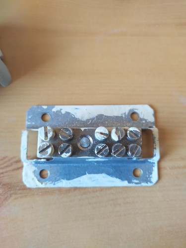 Elektroinstallationsmaterial Steckdosen, Schalter, Sicherungen gebraucht - Bild 6 von 12