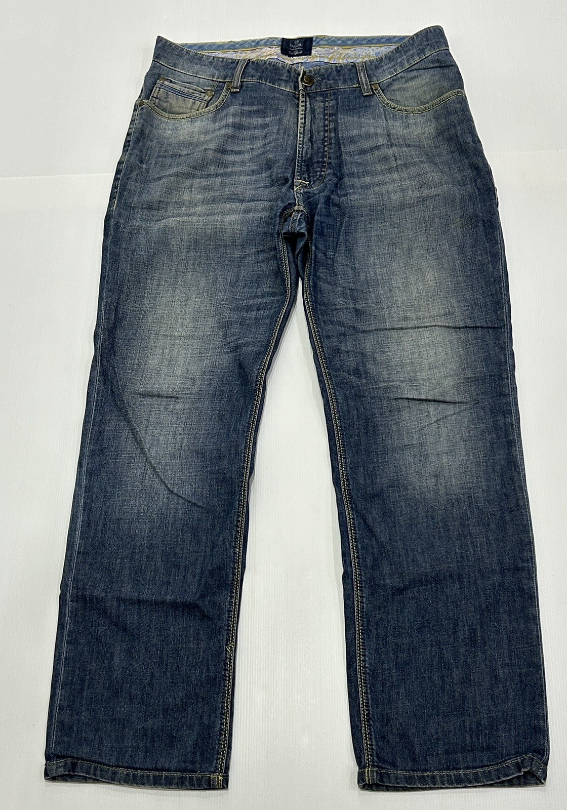 Foto 1 di 7
