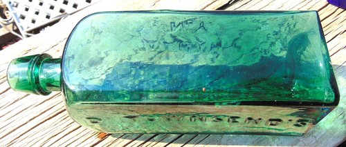 Antique DR TOWNSEND'S SARSAPARILLA Bottle ALBANY N.Y. - Picture 10 of 13